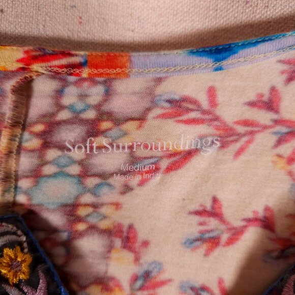 Soft Surroundings Tunic Top Womens M Floral Embroidered Boho 3/4 Sleeve Colorful - Picture 3 of 14